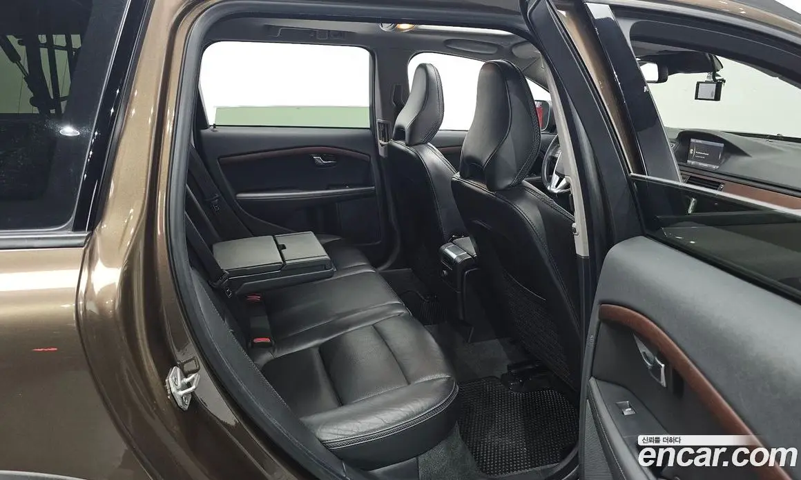 Volvo XC70 2014 2.0 автомат (гидро), фото 16