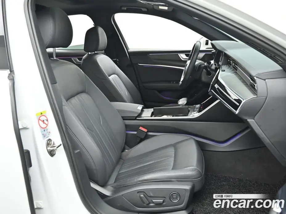 Audi A6 2020 2.0 автомат (гидро), фото 10