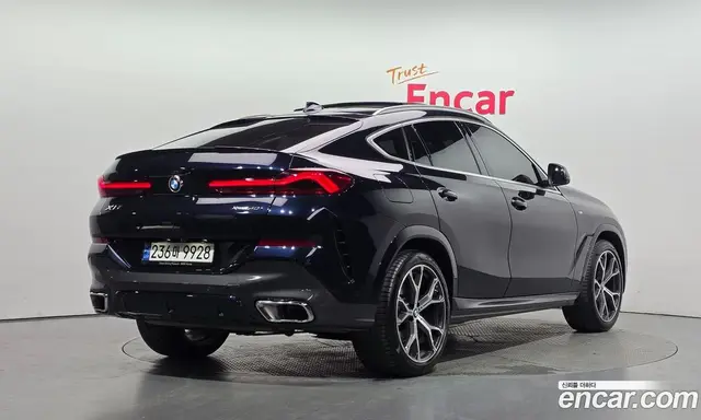 BMW X6 2023 3.0 автомат (гидро), миниатюра 2