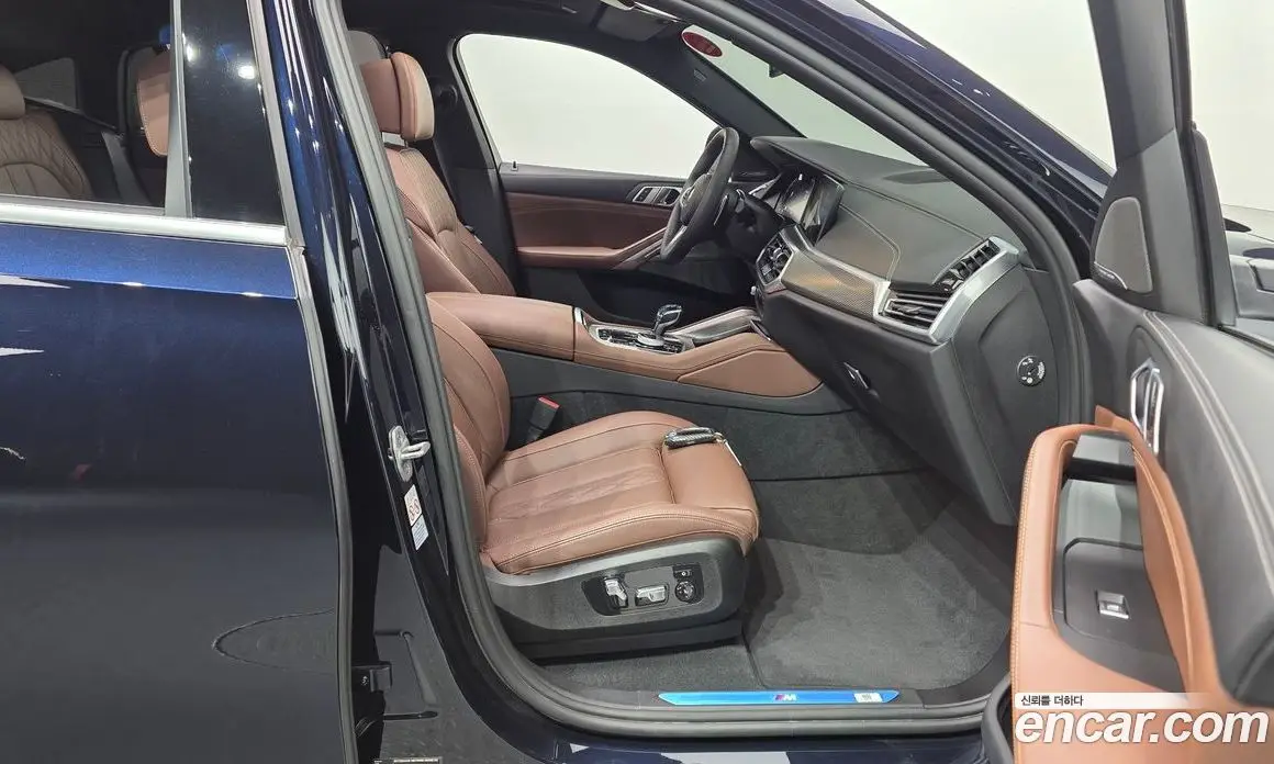 BMW X6 2023 3.0 автомат (гидро), фото 16