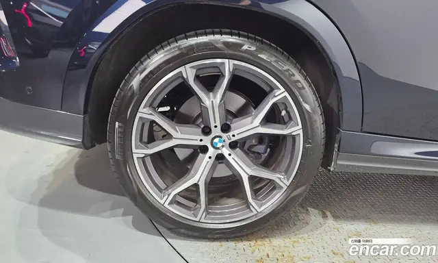 BMW X6 2023 3.0 автомат (гидро), миниатюра 5
