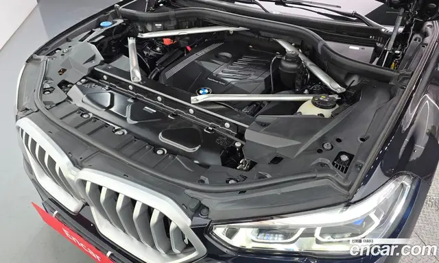 BMW X6 2023 3.0 автомат (гидро), миниатюра 6