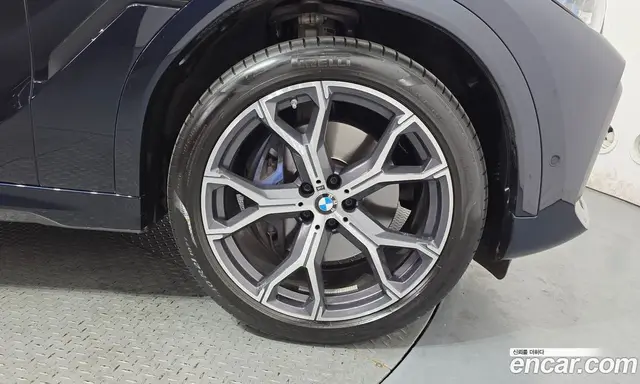 BMW X6 2023 3.0 автомат (гидро), миниатюра 7