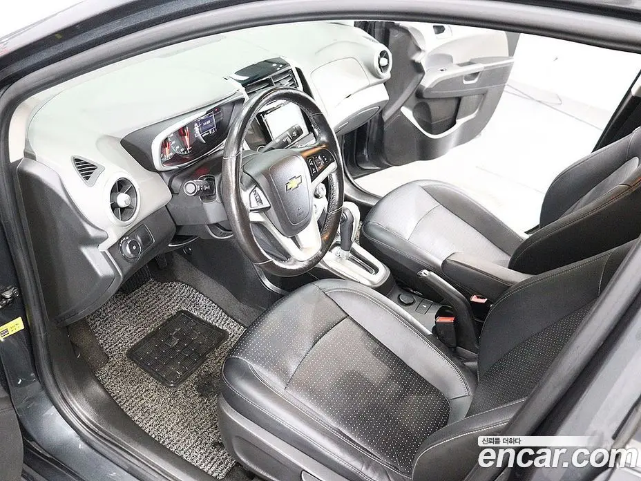 Chevrolet Aveo 2017 1.4 автомат (гидро), фото 10