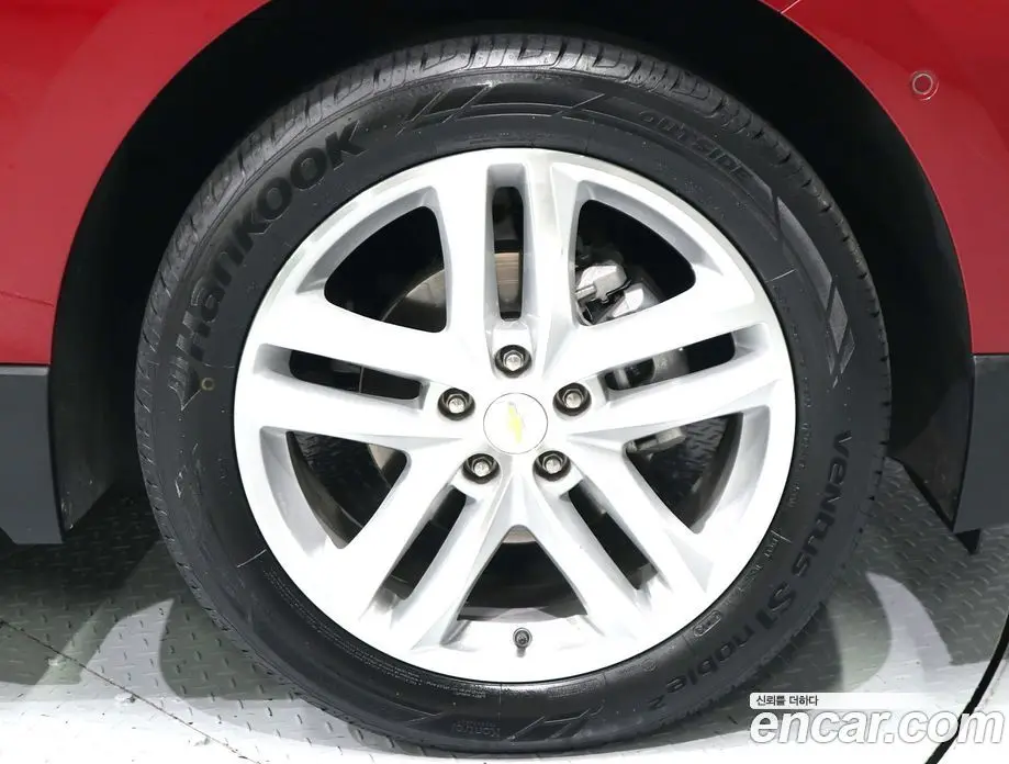 Chevrolet Equinox 2019 1.6 автомат (гидро), фото 19