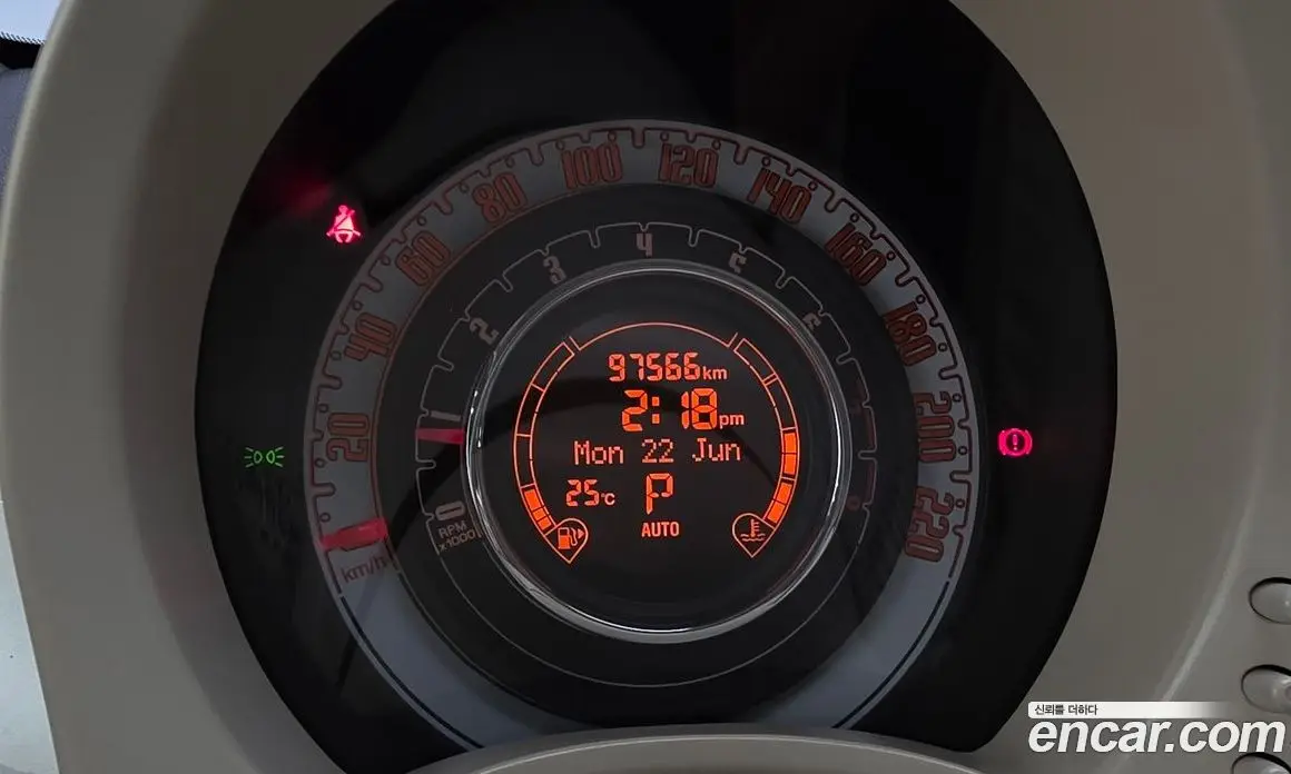 Fiat 500 2013 1.4 автомат (гидро), фото 8 Fiat 500 2013 1.4 автомат (гидро), фото 8