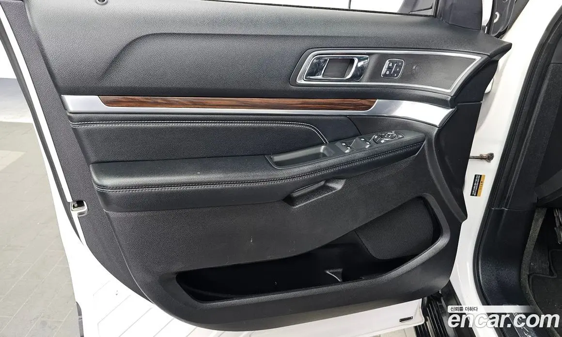 Ford Explorer 2017 2.3 автомат (гидро), фото 14