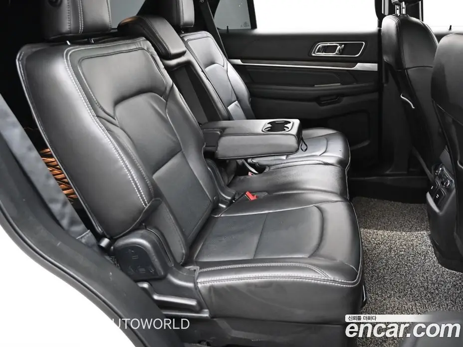 Ford Explorer 2018 2.3 автомат (гидро), фото 12