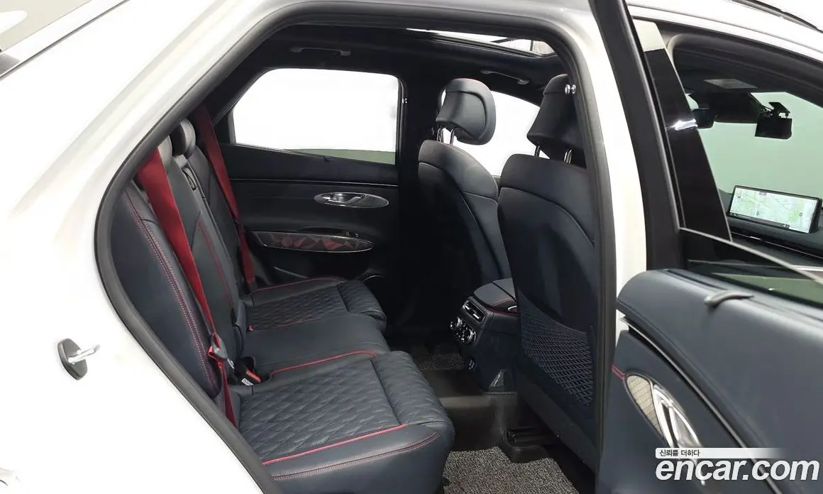 Genesis GV70 2022 2.5 автомат (гидро), фото 12
