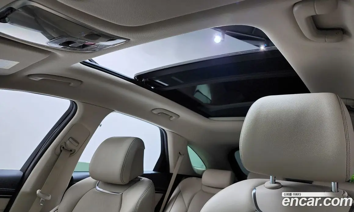 Genesis GV70 2023 2.5 автомат (гидро), фото 15