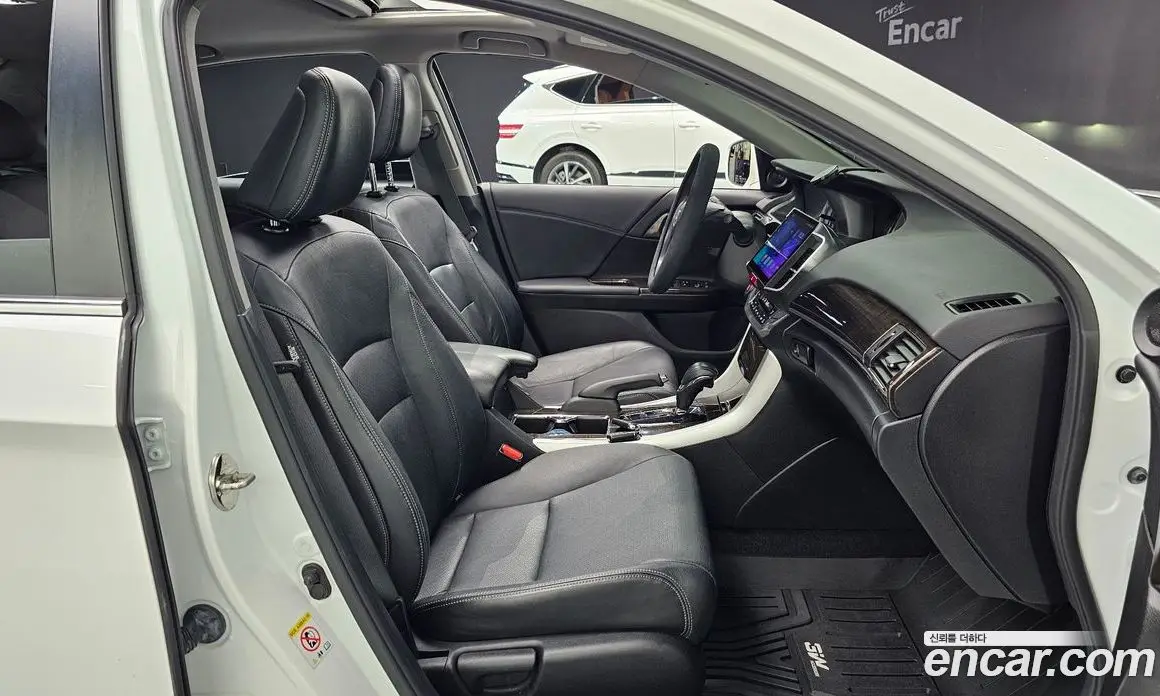 Honda Accord 2014 2.4 автомат (гидро), фото 12