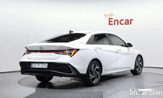 Hyundai Avante 2025 1.6 автомат (гидро), миниатюра 2