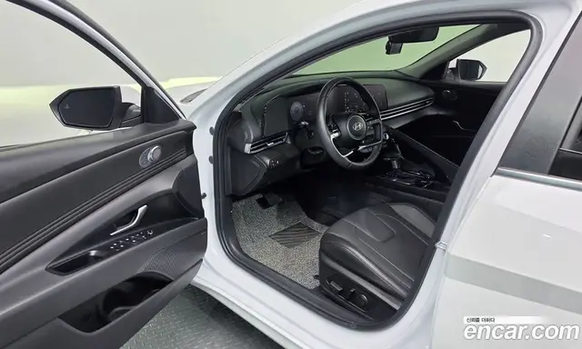 Hyundai Avante 2025 1.6 автомат (гидро), миниатюра 10