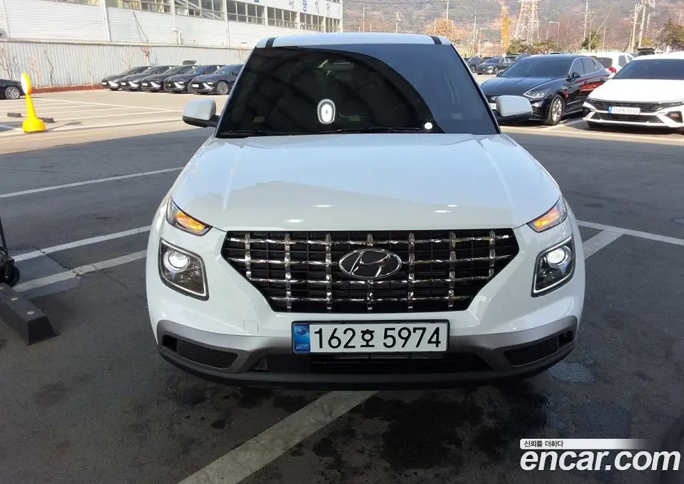 Hyundai Venue 2026 1.6 автомат (гидро), фото 13