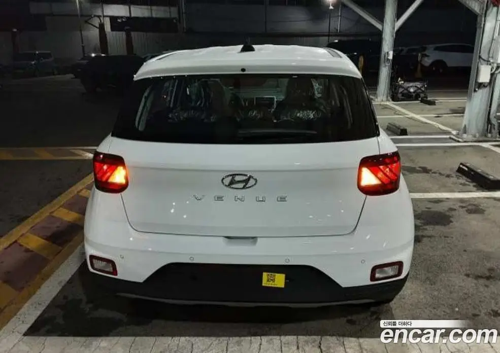 Hyundai Venue 2026 1.6 автомат (гидро), фото 3