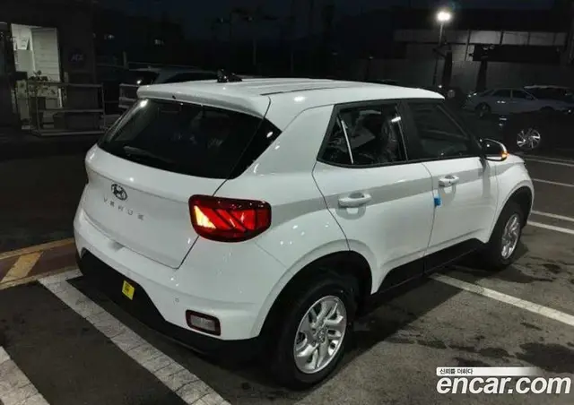 Hyundai Venue 2026 1.6 автомат (гидро), миниатюра 6