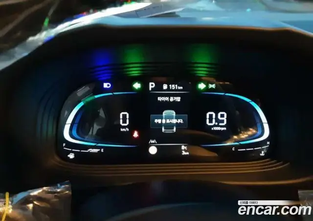 Hyundai Venue 2026 1.6 автомат (гидро), миниатюра 7