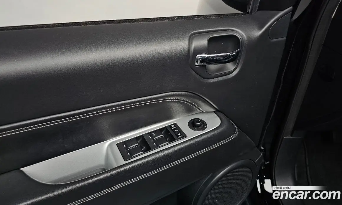 Jeep Compass 2016 2.4 автомат (гидро), фото 23