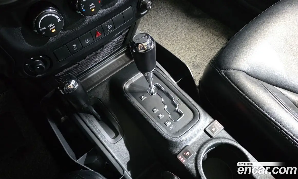 Jeep Wrangler 2017 3.6 автомат (гидро), фото 12