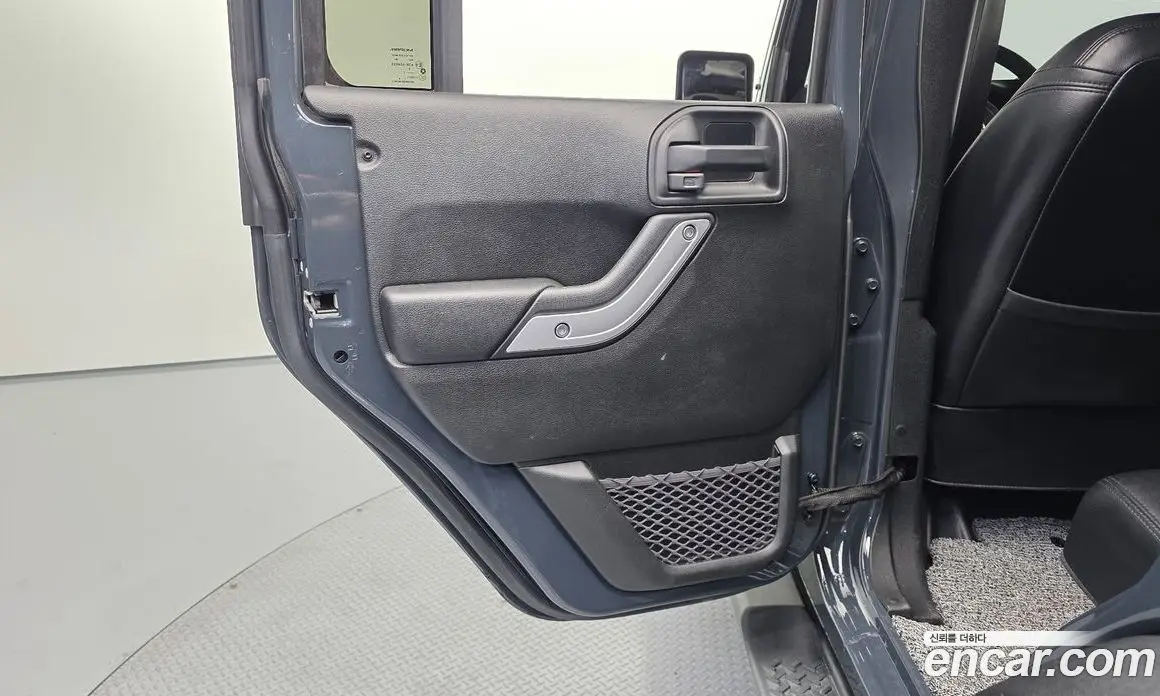 Jeep Wrangler 2017 3.6 автомат (гидро), фото 15