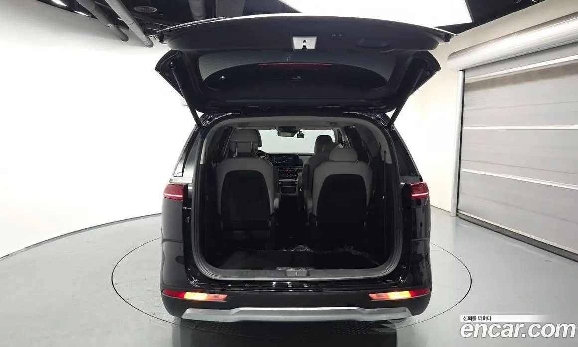 Kia Carnival 2021 2.2 автомат (гидро), фото 25