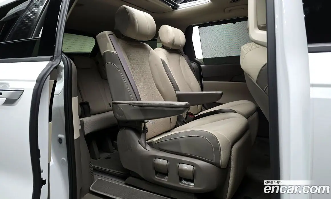 Kia Carnival 2024 2.2 автомат (гидро), фото 12