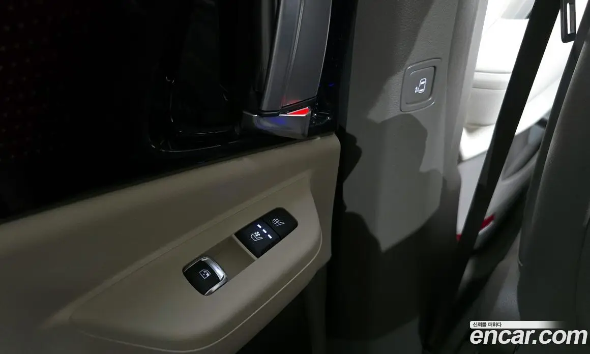 Kia Carnival 2024 2.2 автомат (гидро), фото 19