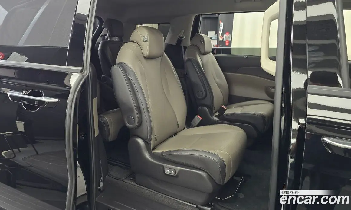 Kia Carnival 2024 1.6 автомат (гидро), фото 17