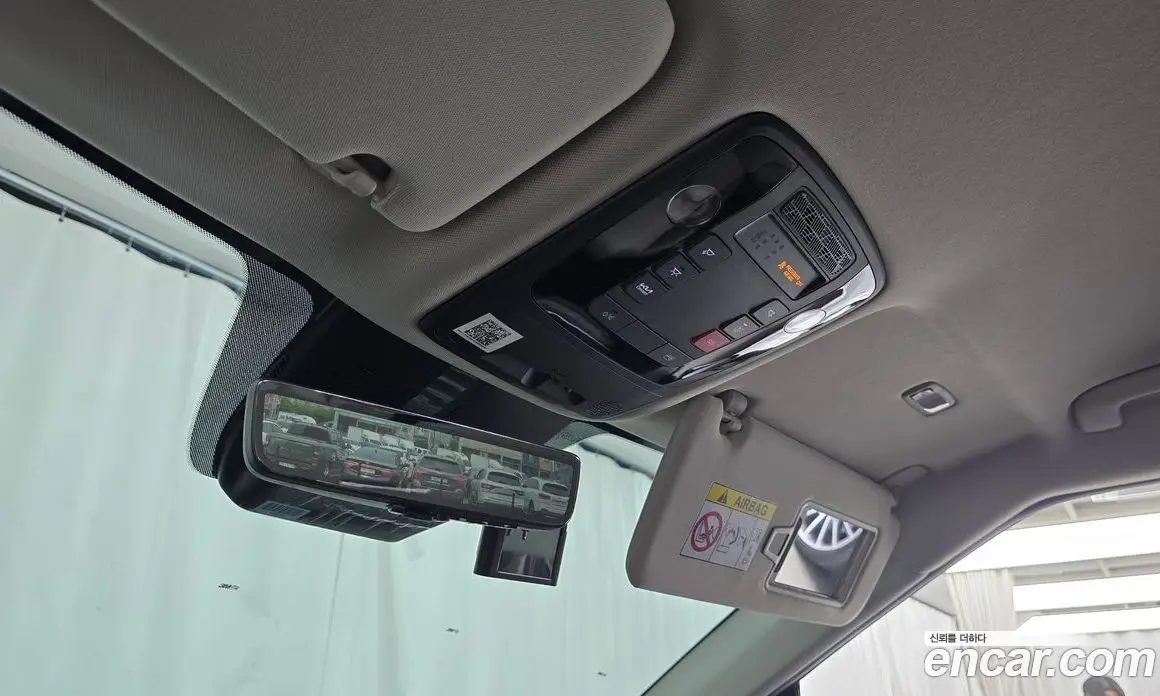 Kia Carnival 2024 1.6 автомат (гидро), фото 23