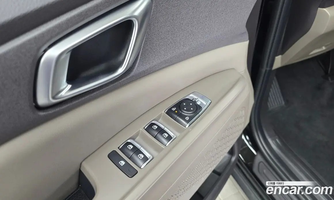 Kia Carnival 2024 1.6 автомат (гидро), фото 28