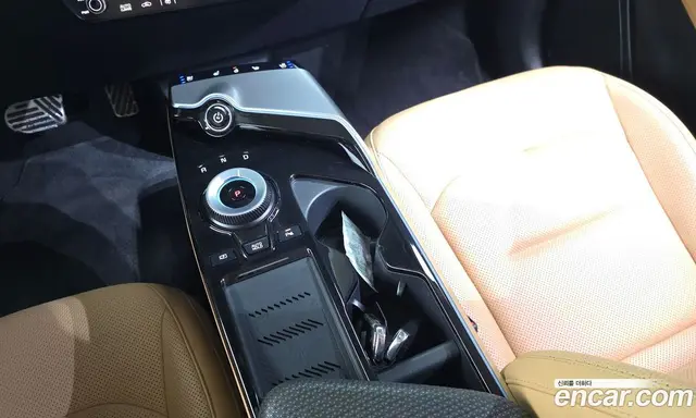 Kia EV6 2024 0.1 автомат (гидро), миниатюра 12