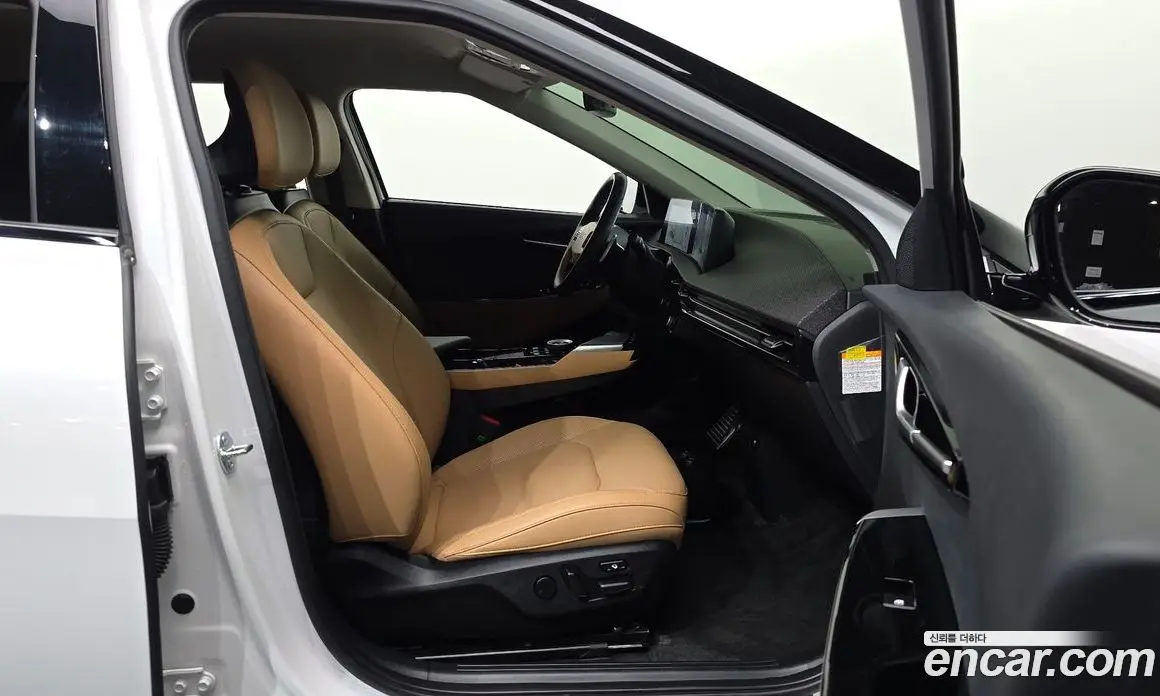 Kia EV6 2024 0.1 автомат (гидро), фото 17