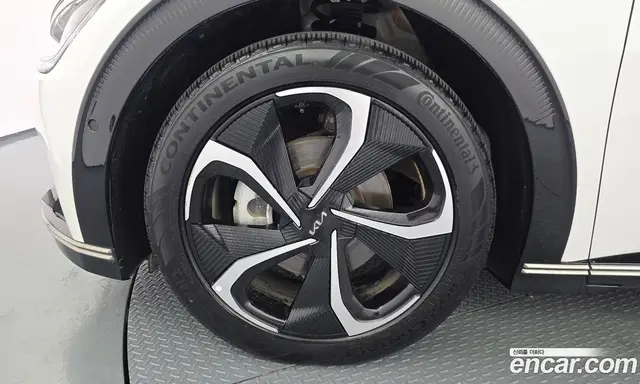 Kia EV6 2024 0.1 автомат (гидро), миниатюра 5
