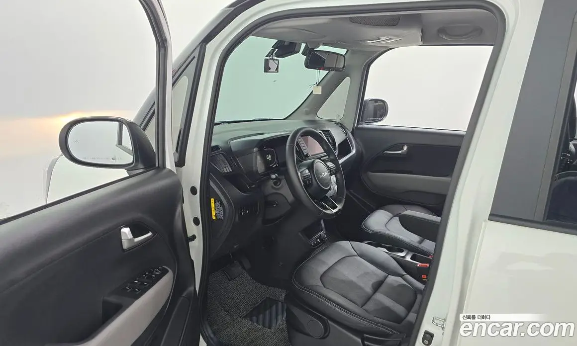 Kia Ray 2023 1.0 автомат (гидро), фото 13