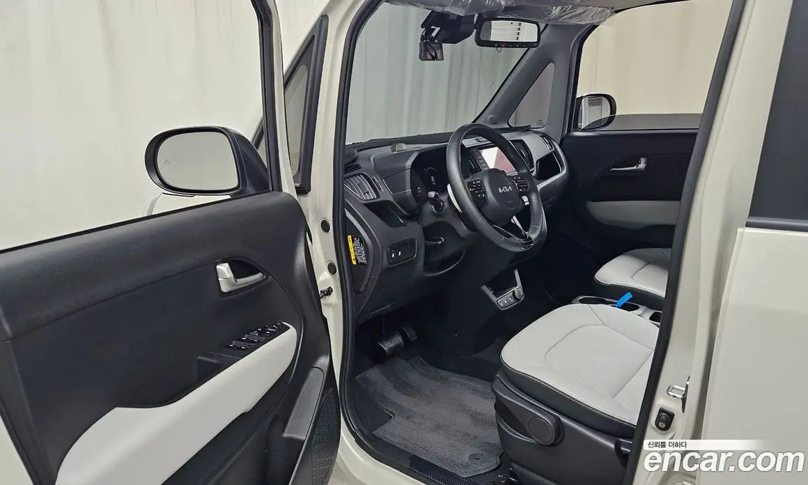 Kia Ray 2024 0.1 автомат (гидро), фото 13