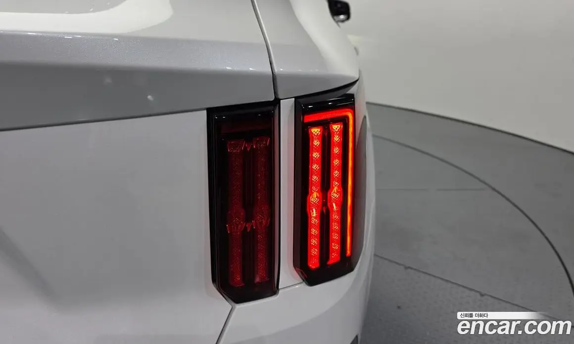 Kia Sorento 2023 2.5 автомат (гидро), фото 9