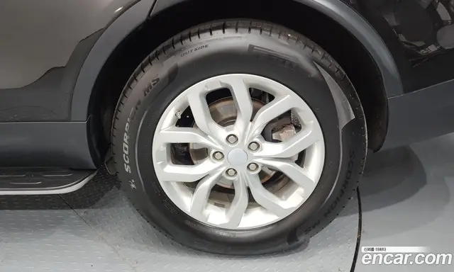 Land Rover Discovery 2018 2.0 автомат (гидро), миниатюра 5
