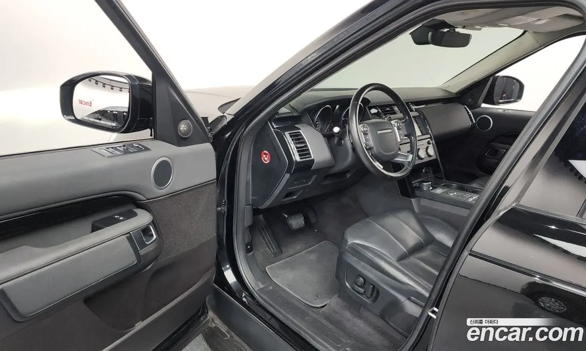 Land Rover Discovery 2018 2.0 автомат (гидро), фото 10