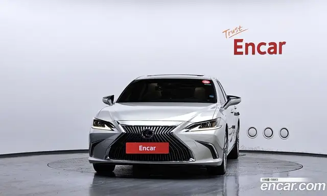 Lexus ES 2018 2.5 автомат (гидро), миниатюра 3 Lexus ES 2018 2.5 автомат (гидро), миниатюра 3