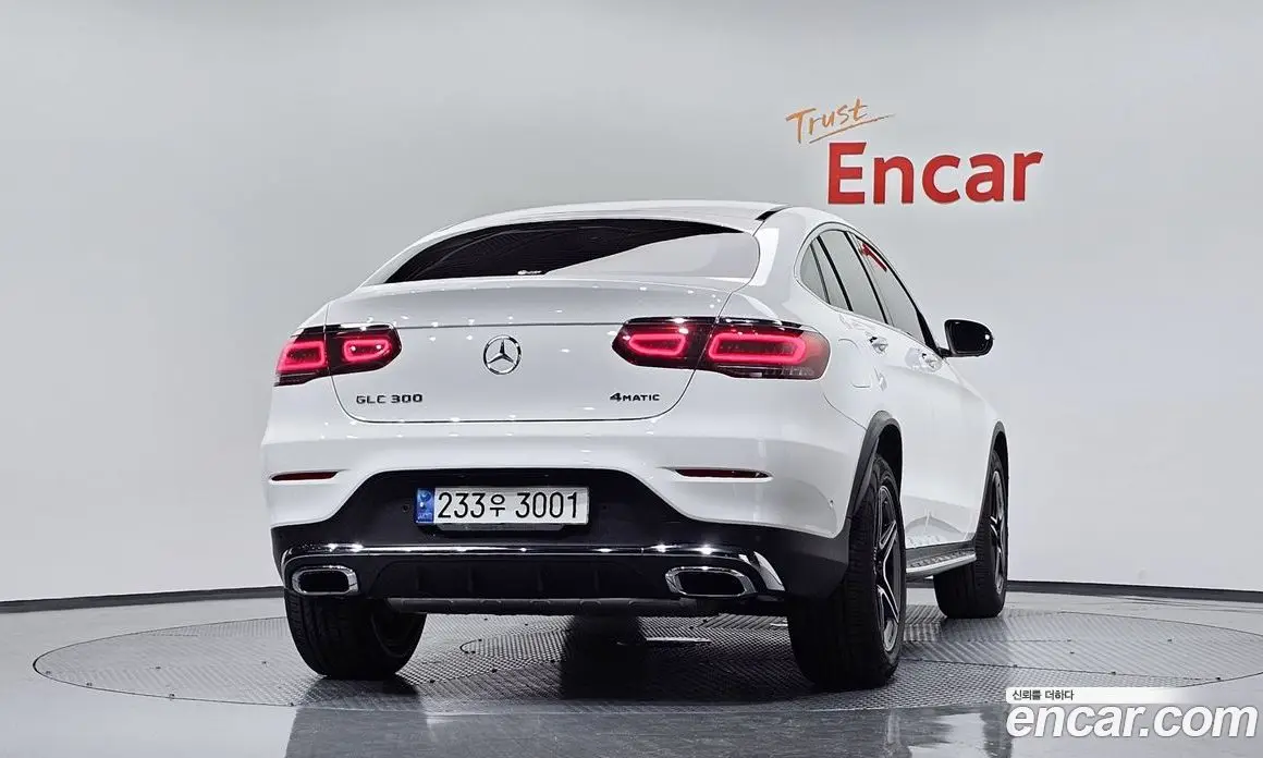 Mercedes-Benz GLC-Class 2023 2.0 автомат (гидро), фото 3