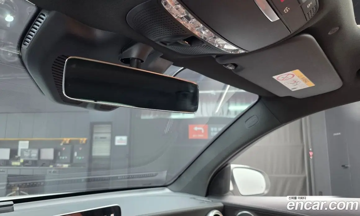 Mercedes-Benz GLC-Class 2023 2.0 автомат (гидро), фото 28