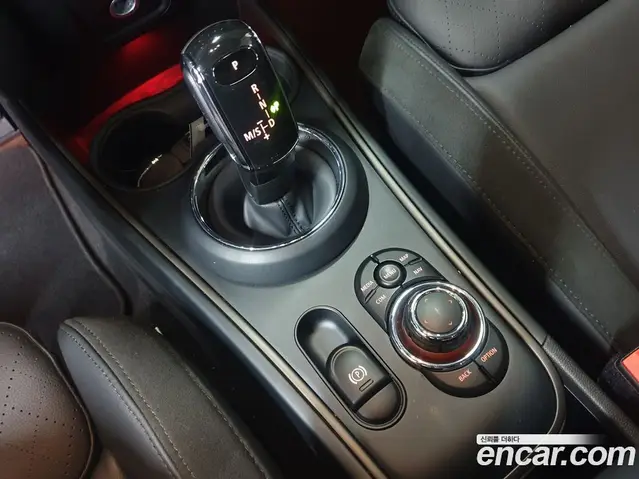 Mini Countryman 2024 2.0 автомат (гидро), миниатюра 9