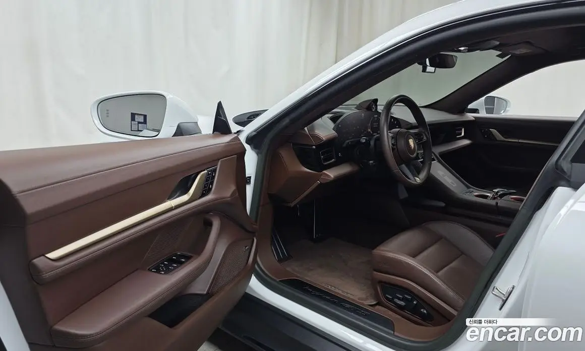Porsche Taycan 2023 0.1 автомат (гидро), фото 13