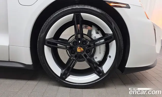 Porsche Taycan 2023 0.1 автомат (гидро), миниатюра 7
