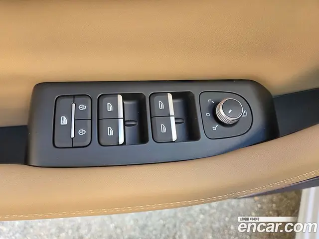 Renault (Samsung) Grand Koleos 2025 1.5 автомат (гидро), миниатюра 9