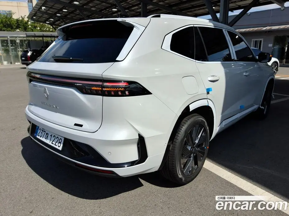 Renault (Samsung) Grand Koleos 2026 2.0 автомат (гидро), фото 17