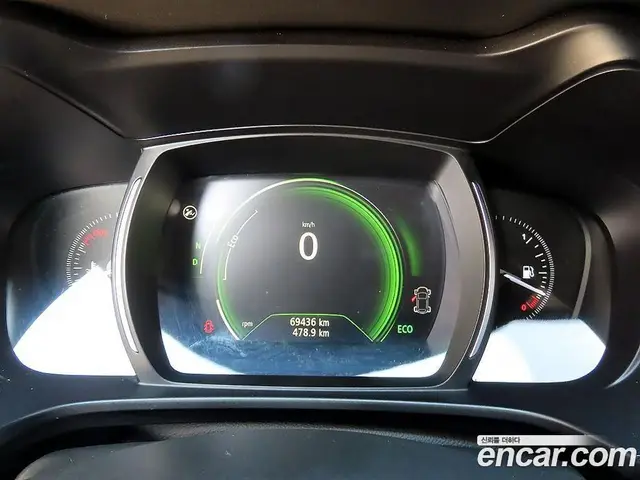 Renault (Samsung) QM6 2018 2.0 автомат (гидро), миниатюра 9