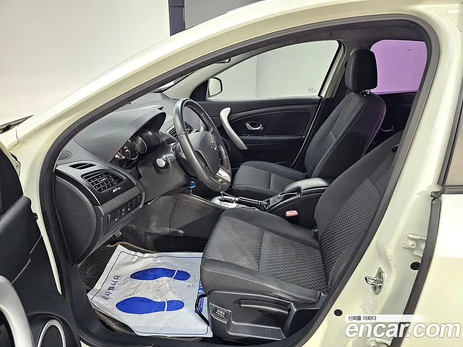 Renault (Samsung) SM3 2010 1.6 автомат (гидро), фото 8