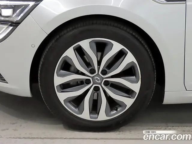 Renault (Samsung) SM6 2017 2.0 автомат (гидро), миниатюра 5