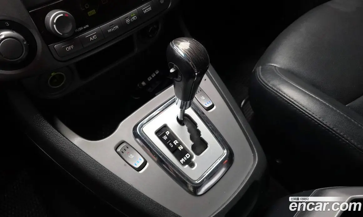 SsangYong Korando 2017 2.2 автомат (гидро), фото 9